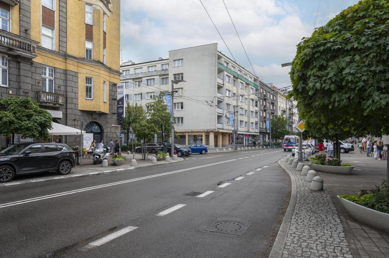 17 Gdynia Centrum - Apartament Mieszkanie Dla 4 Os Buitenkant foto